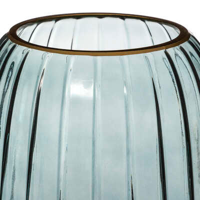 Žalia vaza su aukso krašteliu