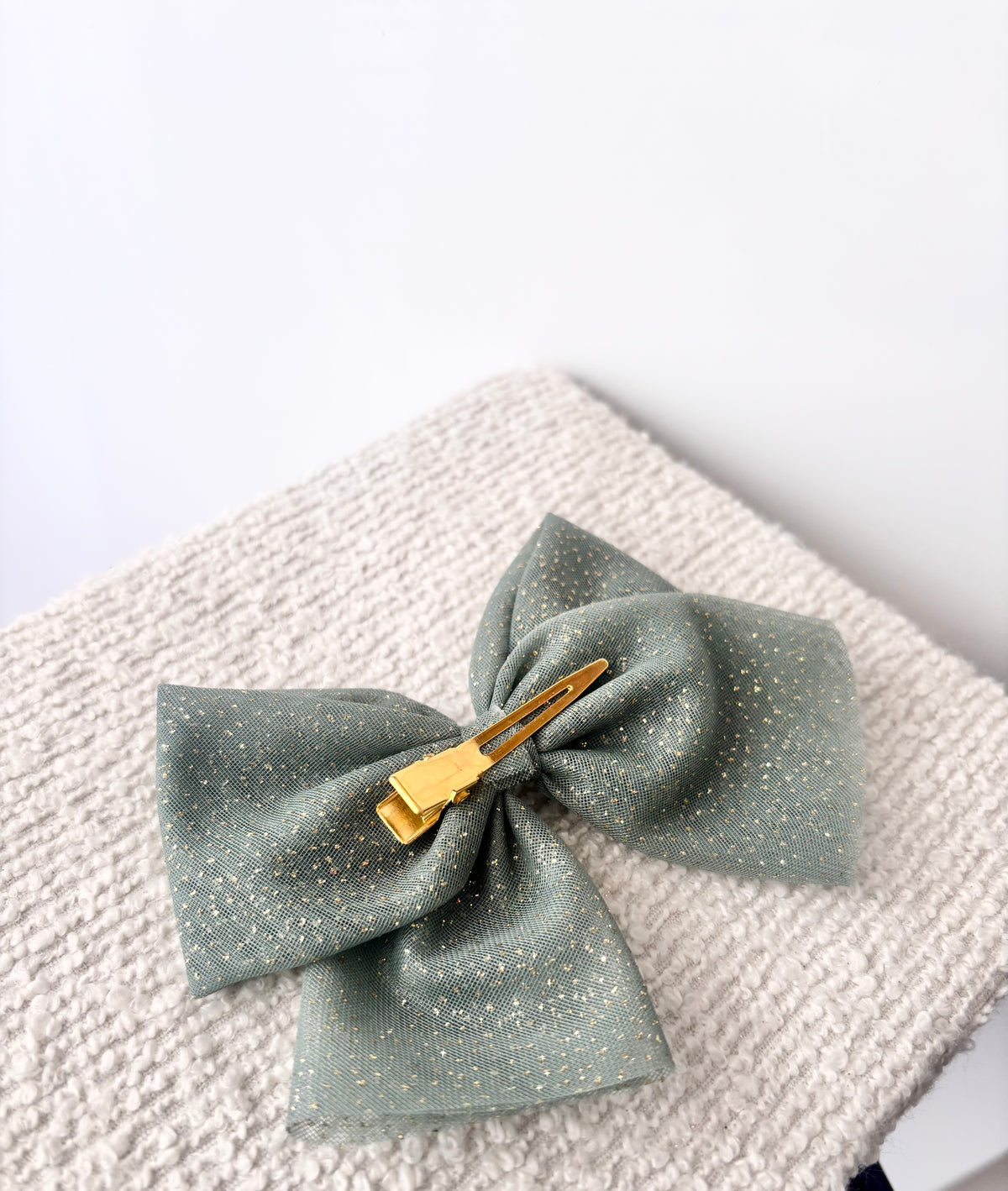 Rankų darbo tiulio segtukas mergaitėms Sage Green Sparkle