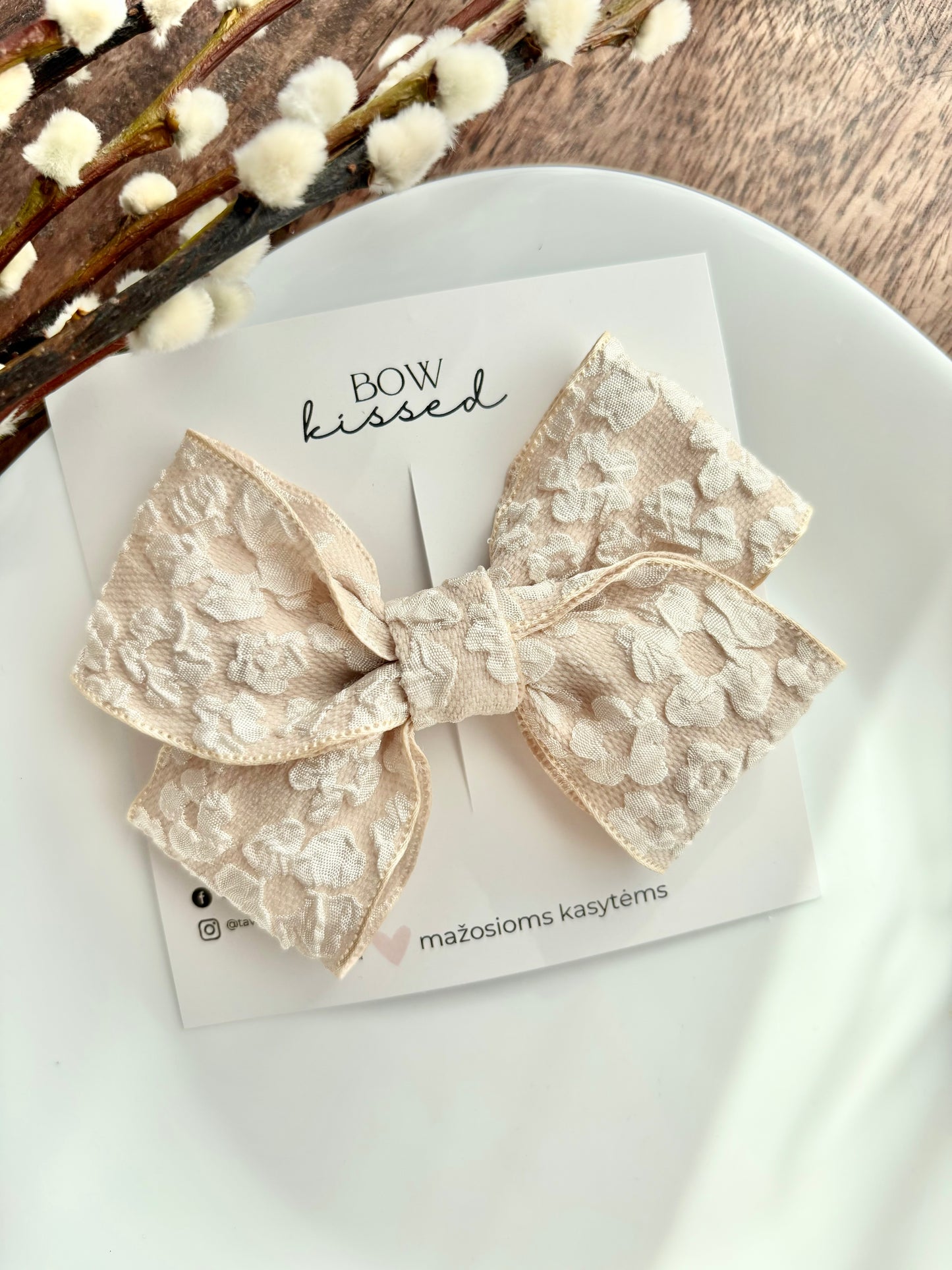 Rankų darbo segtukas Flower Cream
