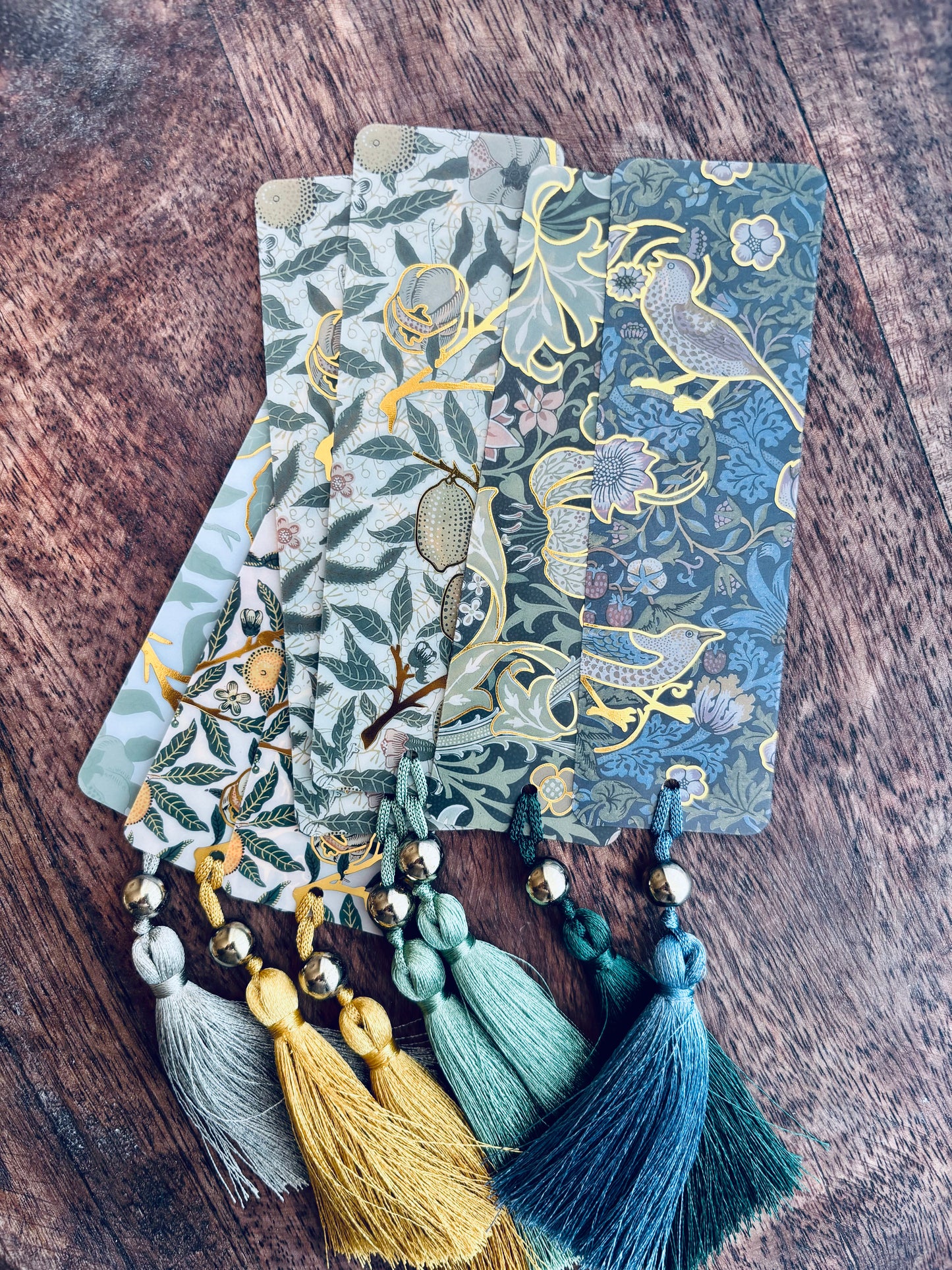 Knygų skirtukas Lemon