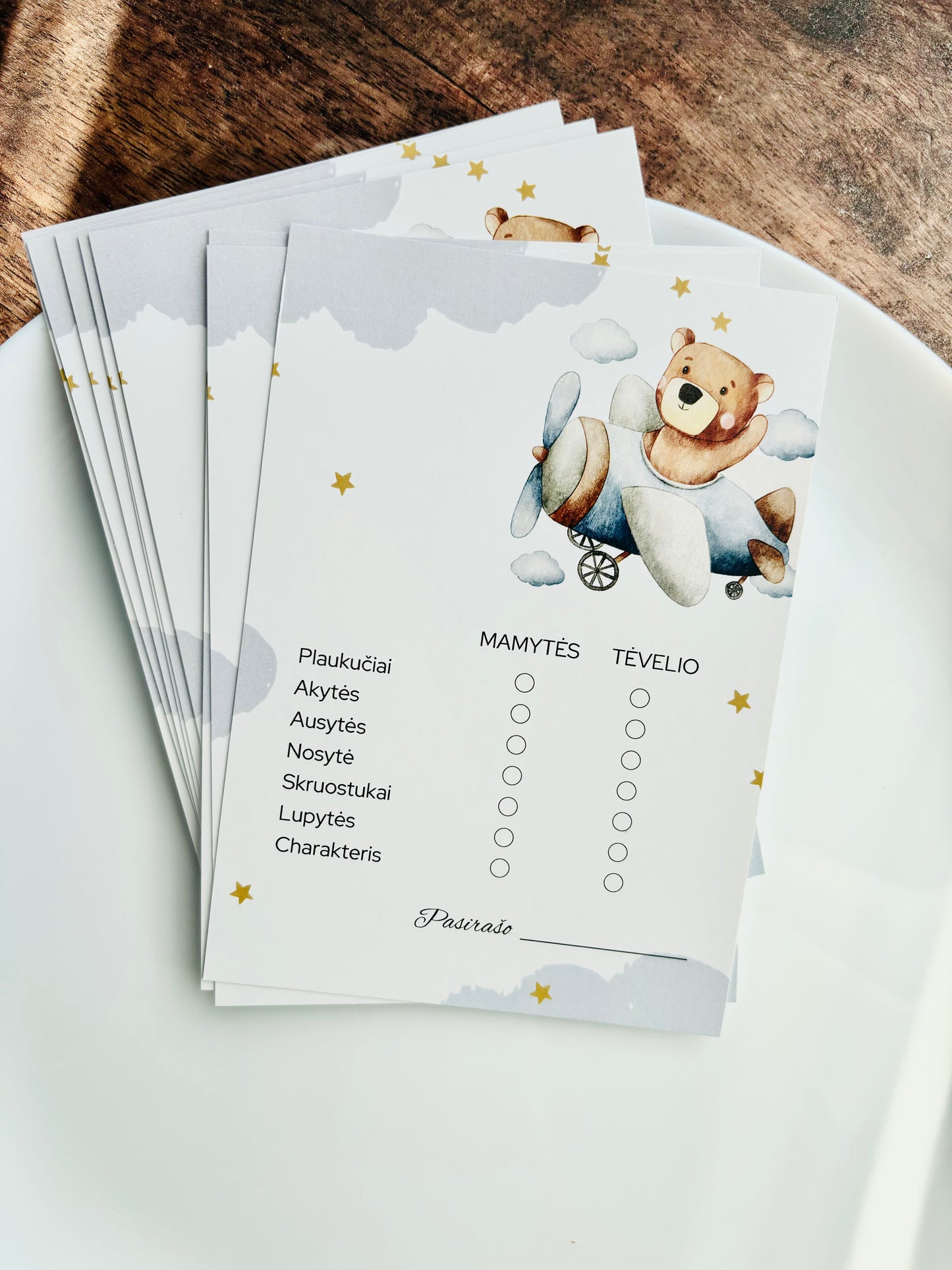 Žaidimas "Į ką panašus" su meškučiais