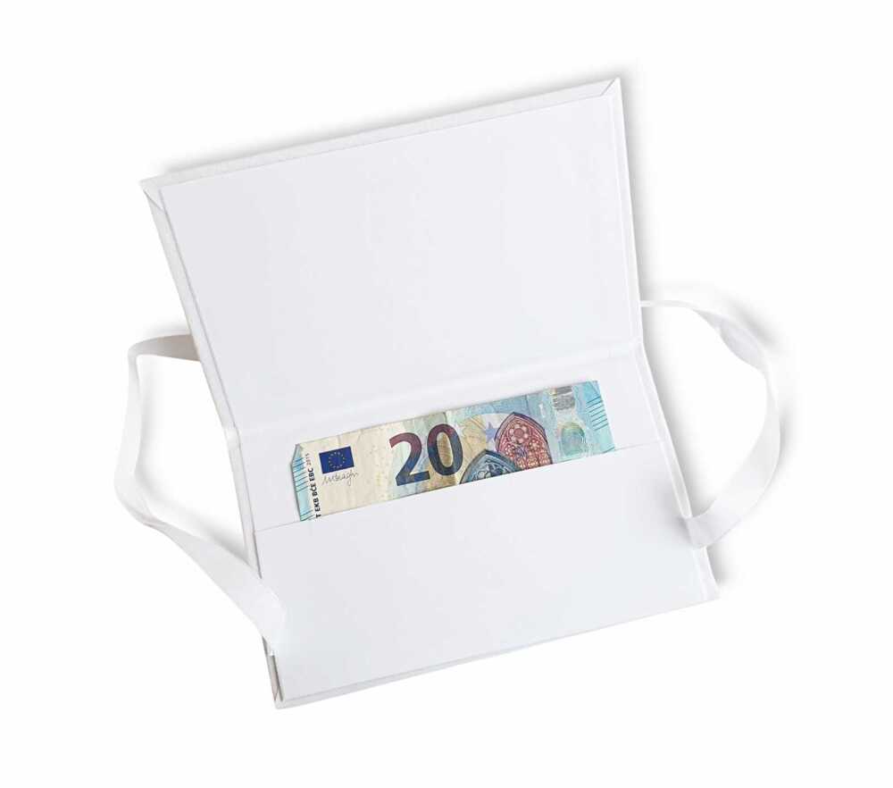 Veliūrinis vokas pinigams "Krikštynų proga"