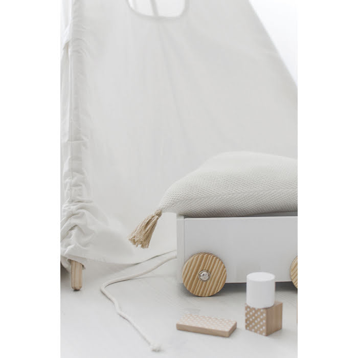 Dekoratyvinė pagalvėlė Tipi