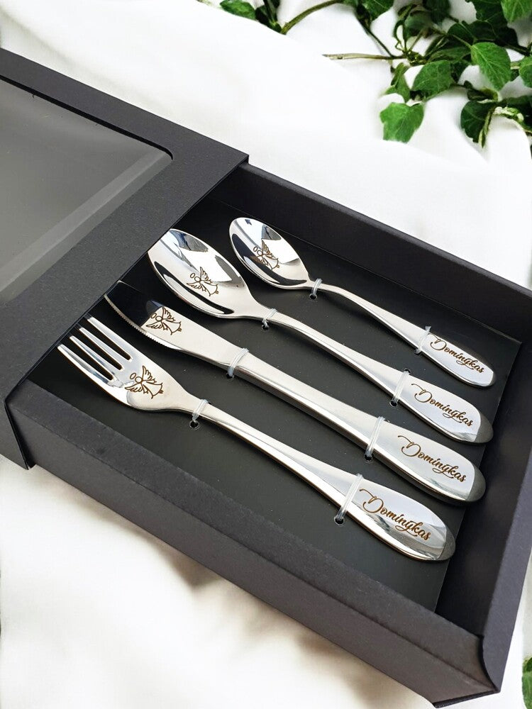 Graviruotas vaikiškas stalo įrankių komplektas