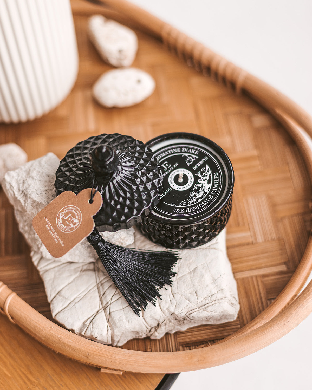 Rankų darbo sojų vaško žvakė Medaus Mėnuo Luxury