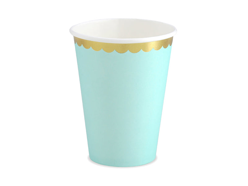 Mėtinės spalvos puodeliai su aukso spalvos krašteliu
