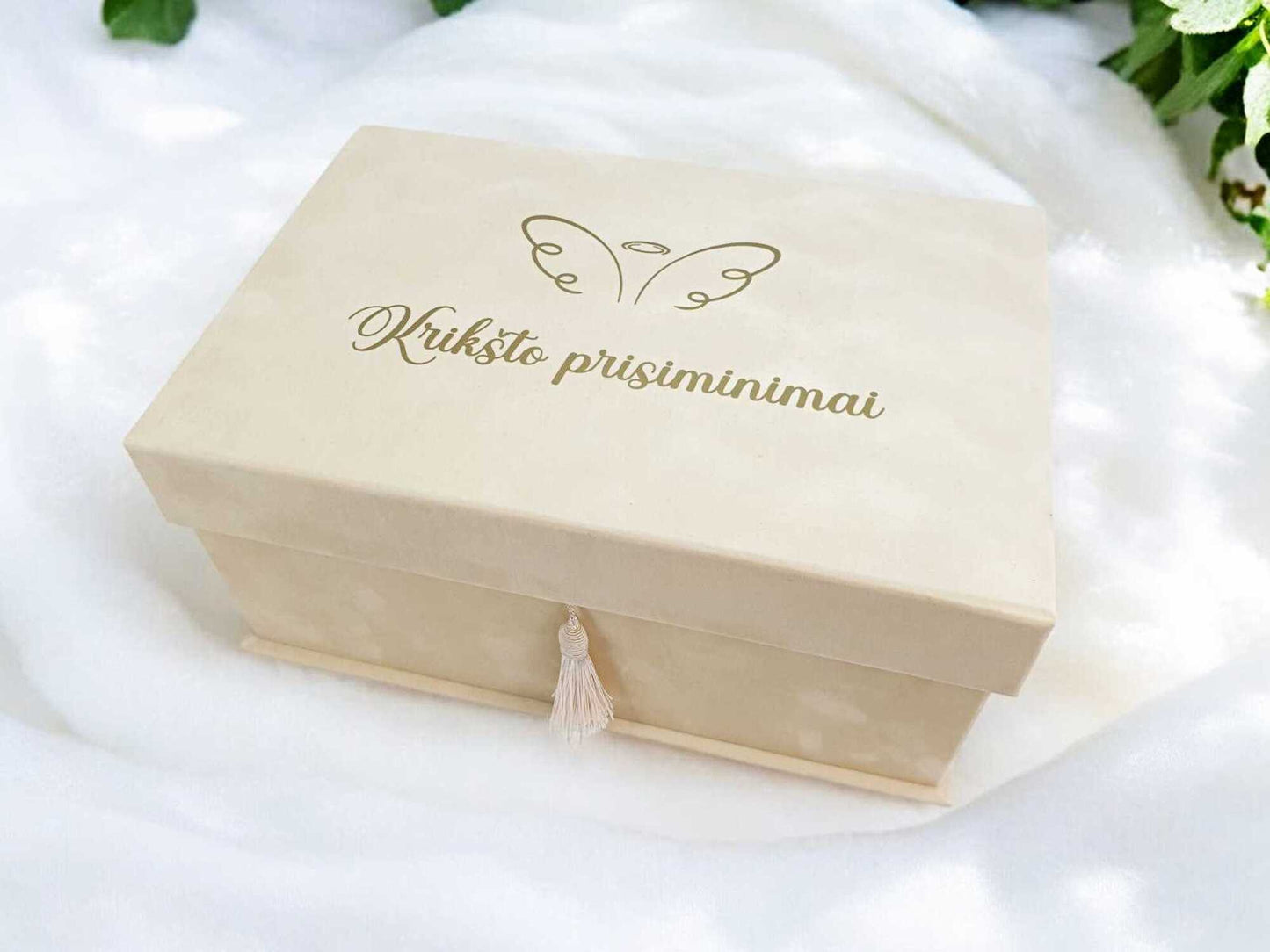 Aksominė krikštadėžė su užrašu kreminės spalvos